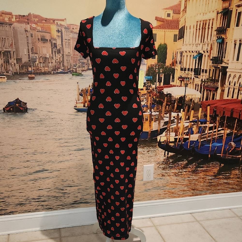 Elegant Black Midi Dress with Red Heart Print